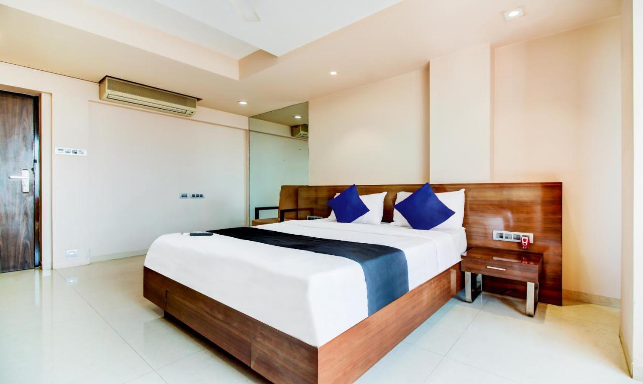 Hotel Imperial Residency Мумбаи Экстерьер фото