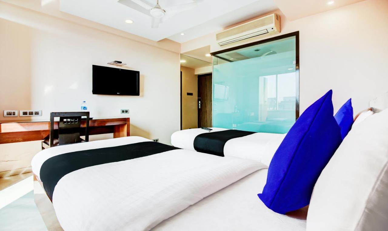 Hotel Imperial Residency Мумбаи Экстерьер фото