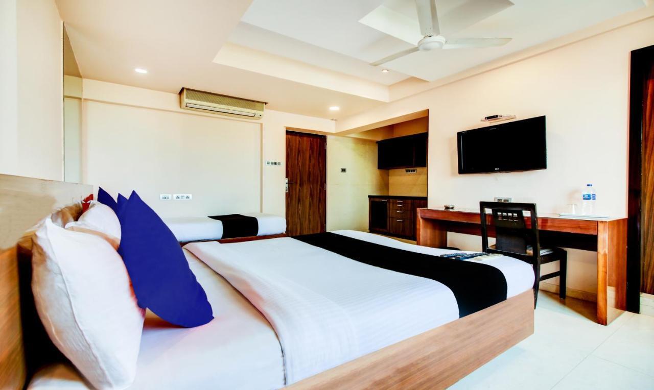 Hotel Imperial Residency Мумбаи Экстерьер фото